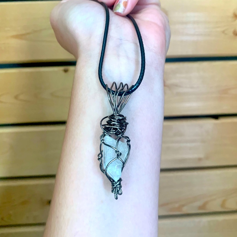 “The Queen” Raw Quartz Handmade Necklace